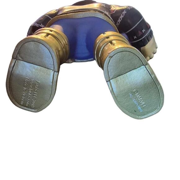 Funko Pop! Marvel Thanos Holiday Edition - Picture 5 of 5